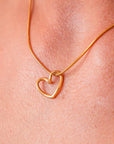 Freja - Halskæde med Twisted Heart Hanger - Organisk Elegance og Minimalistisk Design-3