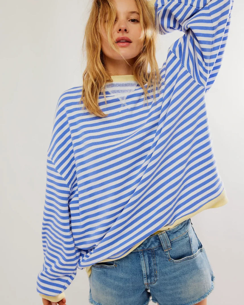 Casual Stribet Sweatshirt | Blød og Stilfuld | Perfekt til Afslappede Dage Blå / S Tøj og Tilbehør &gt; Beklædning &gt;