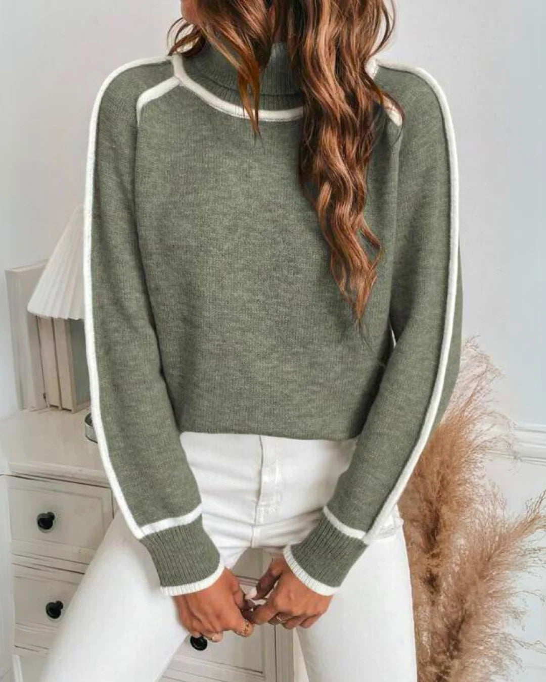 Dame Rullekrave Sweater - Afslappet Pasform - Lange Ærmer - Kontrastdetaljer Knitted Tops