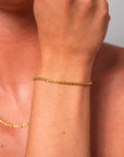 Freja - Elegant Armbånd - Minimalistisk Design med Glans-2