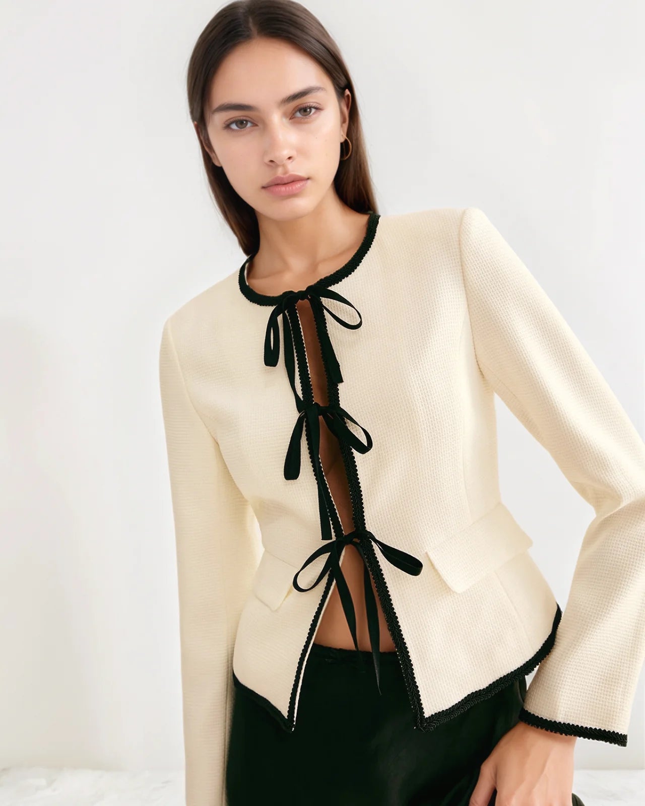 Layla Contrast Trim Tie Front Blazer Hvid / Xs