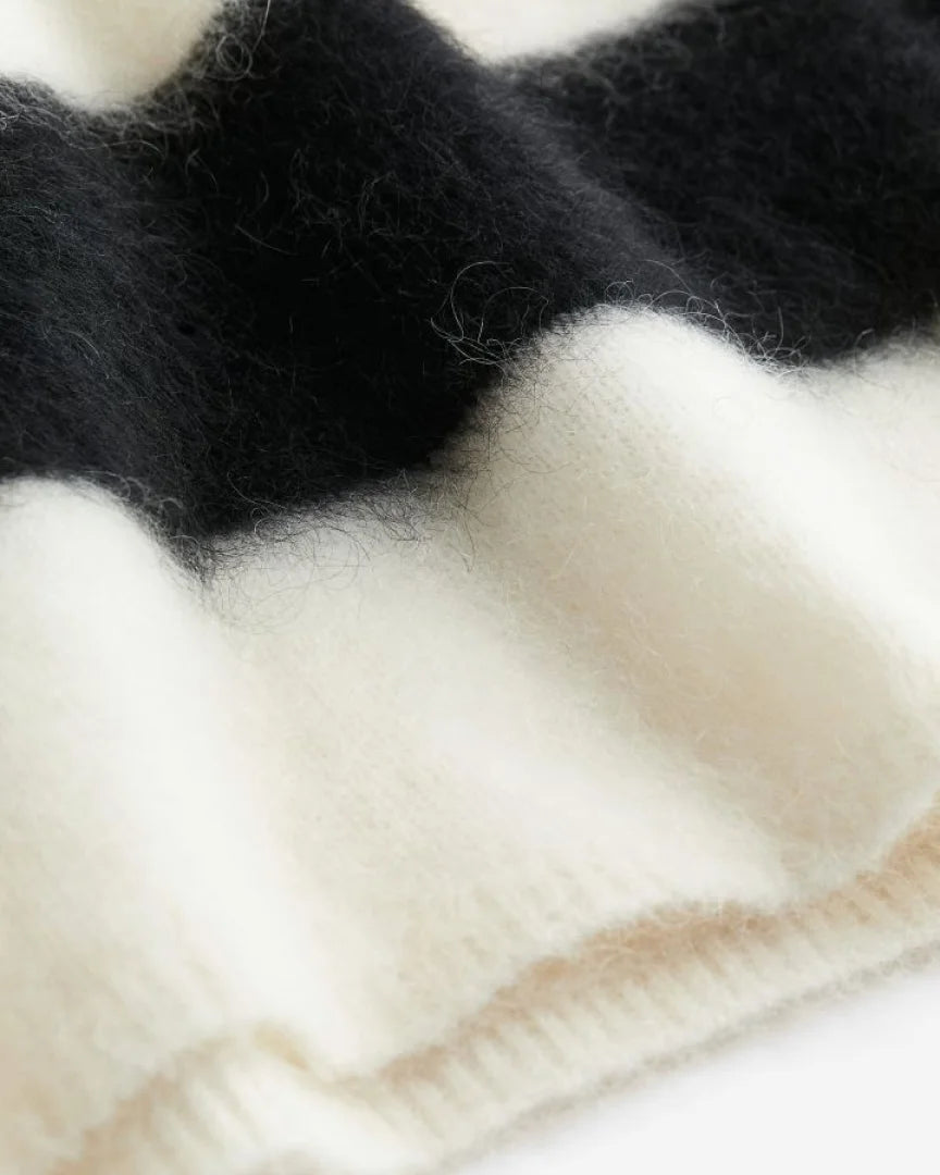 Lila | Mohair Crewneck