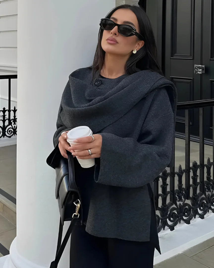 Livia™ - Cape Jack