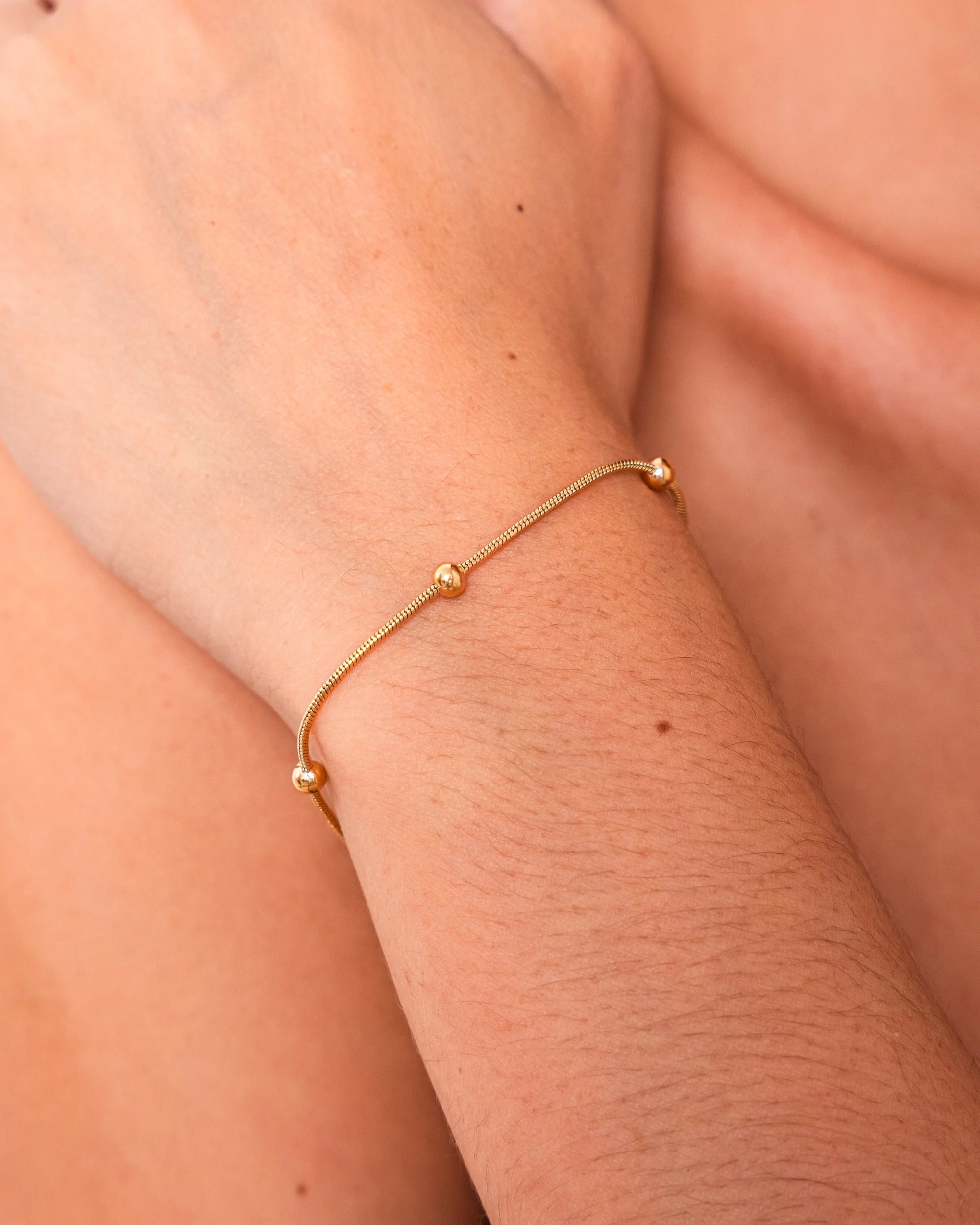 Freja - Slank Slange Kædearmbånd - Elegant og Minimalistisk Design til Kvinder-2