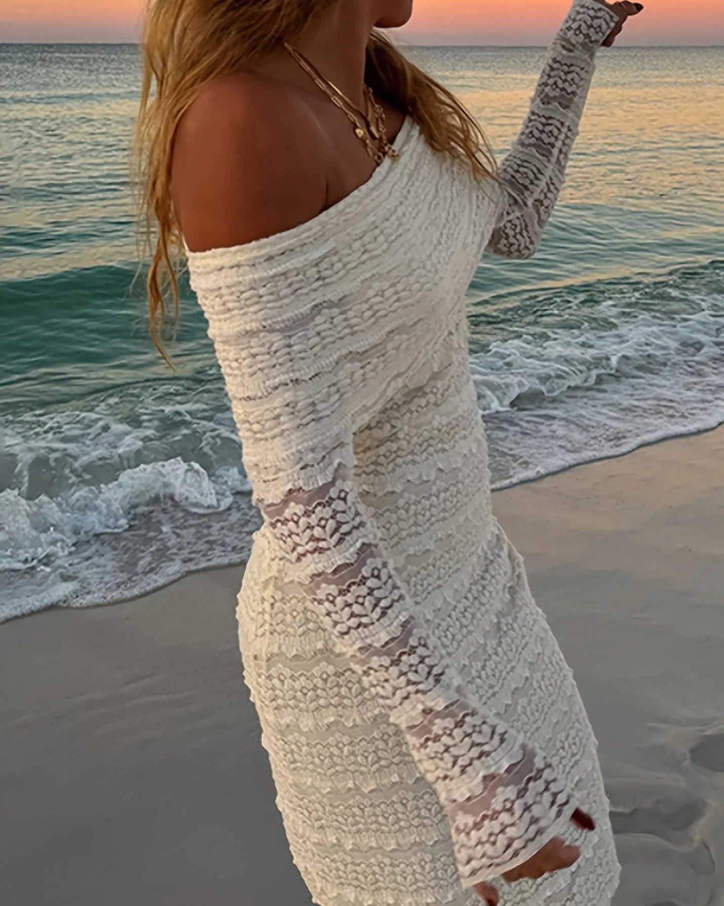 Maxi Kjole med Blonder | Off-Shoulder Design | Romantisk Stil Tøj og tilbehør > Beklædning > Kjoler > Sommerkjoler