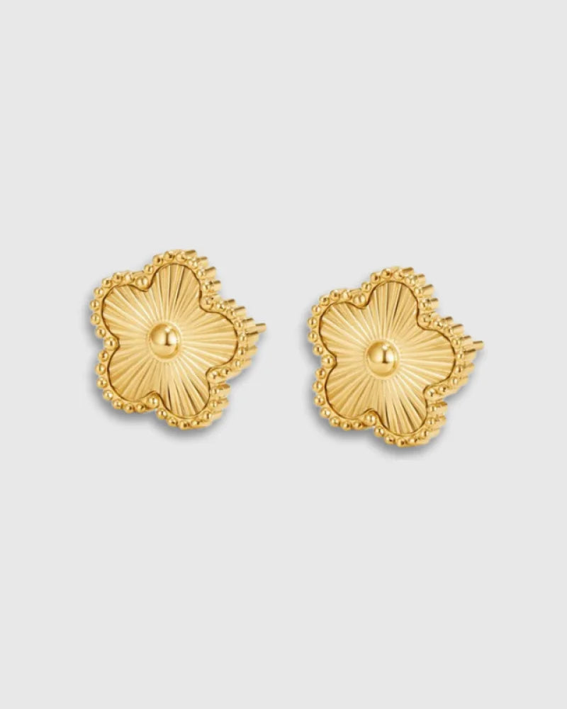 Freja - Kløver Øreringe Guld - Elegant og Struktureret Design-1
